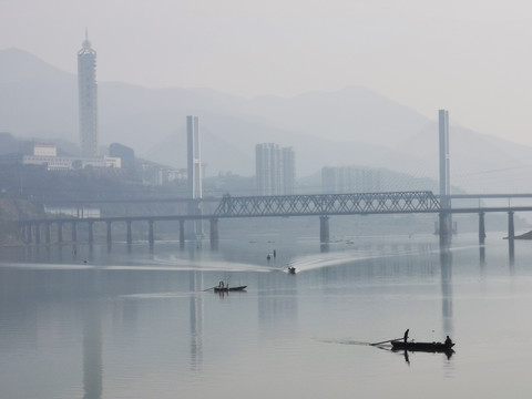 湖畔城市