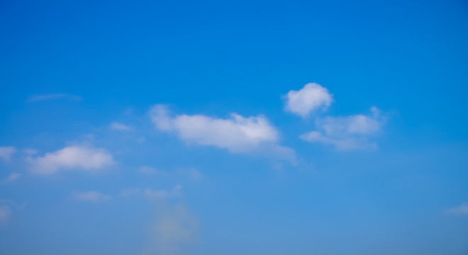 蓝天白云
