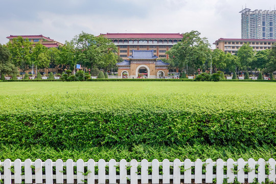 广州中山纪念堂草坪