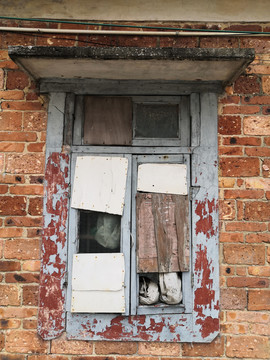 农村旧房子窗户