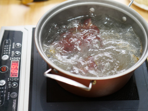 伊犁熏马肉