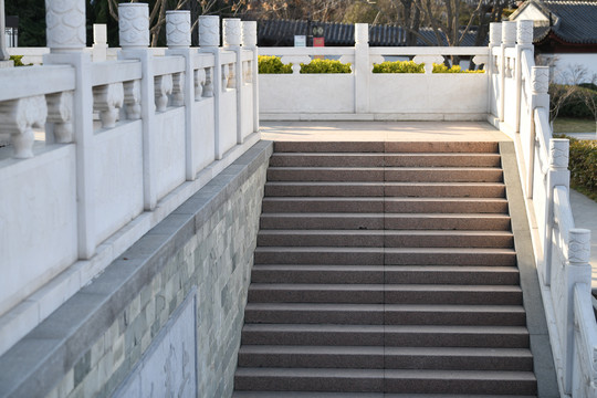 石头护栏楼梯