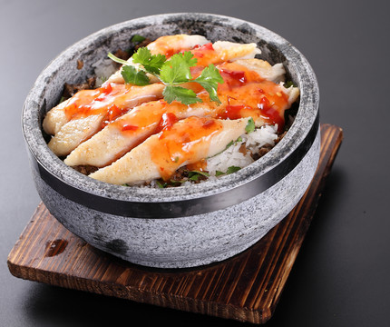 石锅剁椒深海鱼柳饭
