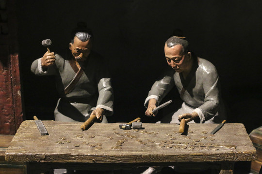 古代钱币铸造