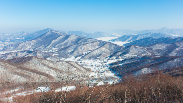 吉林山区山林雪景
