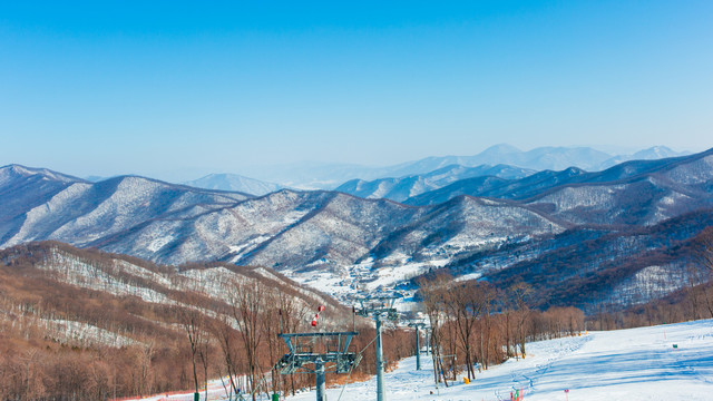 吉林山区山林雪景