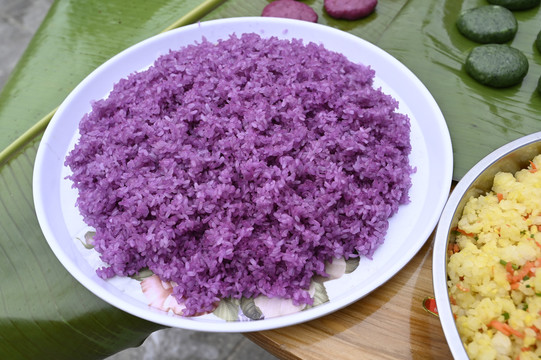 紫色糯米饭