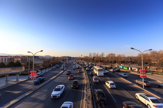 北京海淀区万泉河路街景