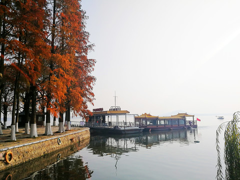 东湖风光