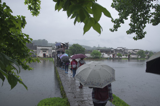 烟雨宏村