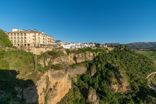 西班牙小镇龙达悬崖边的风景