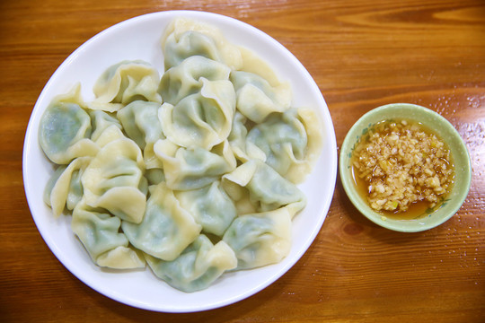 韭菜鲜肉水饺