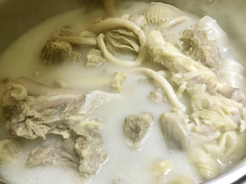 秘制特色羊肉汤锅