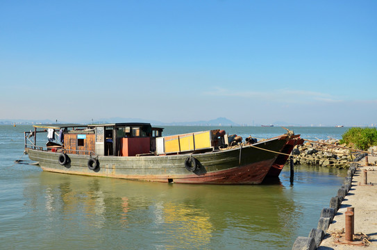 南沙渔民渔船