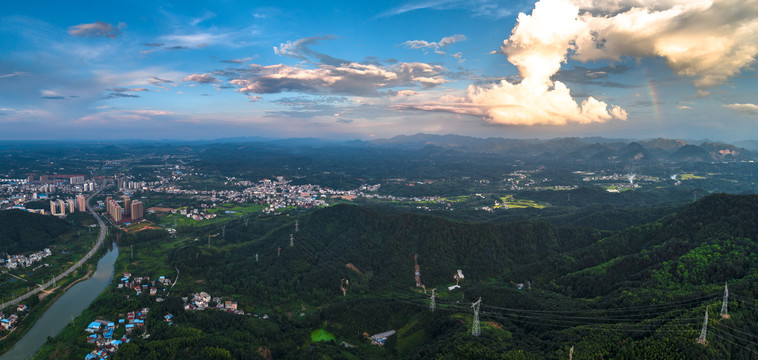 潜山