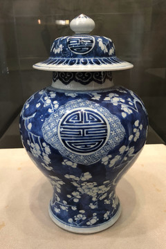 清青花冰梅纹将军罐