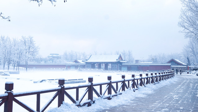 圆明园雪景