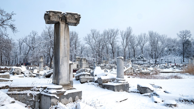 圆明园雪景