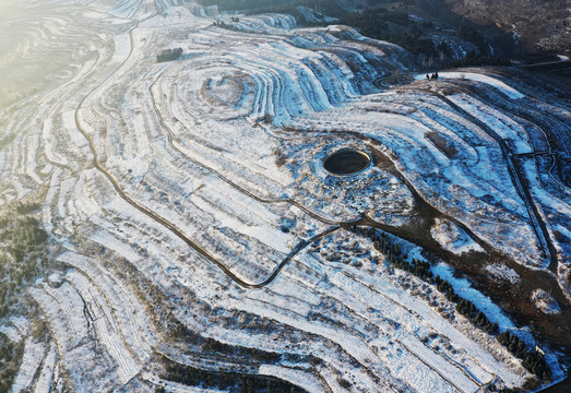 山东枣庄山亭区梯田雪景