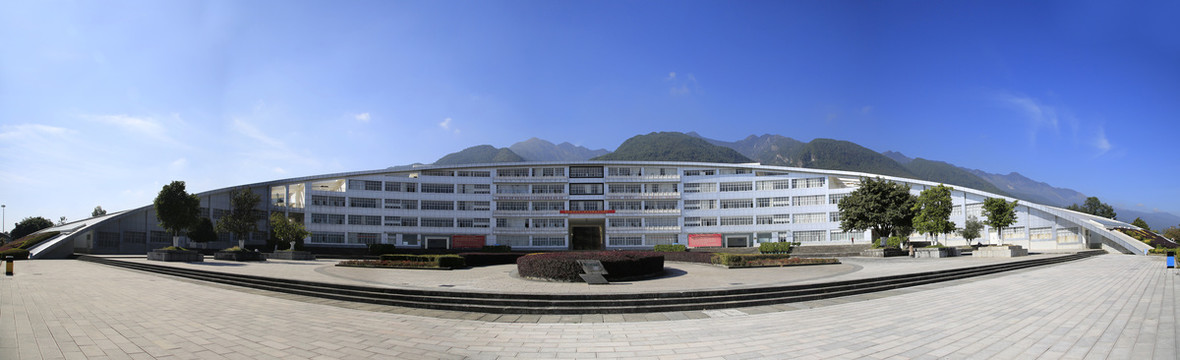 大理大学全景教学楼