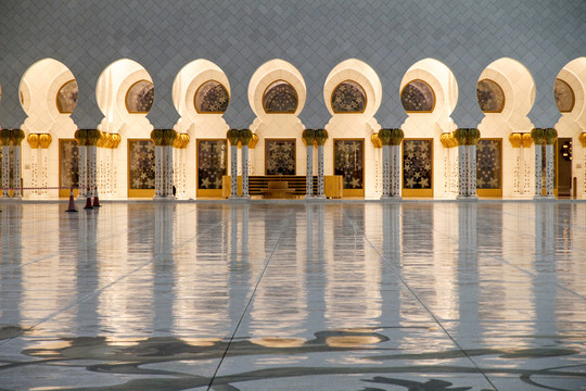 谢赫扎耶德清真寺