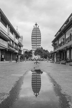 云南昆明古建筑东寺塔