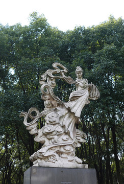 仙女雕像