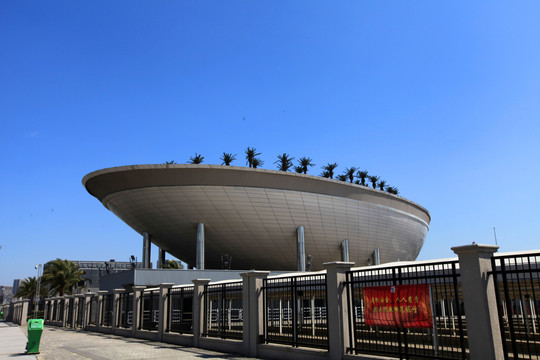 上海世博园月亮船