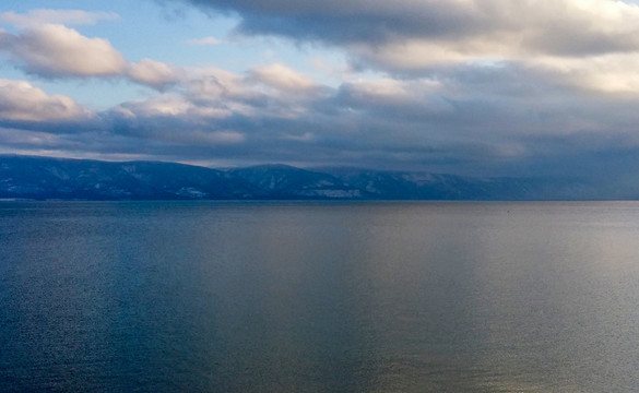 贝加尔湖冬景