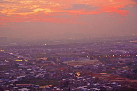 漳州云洞岩远望城市风光