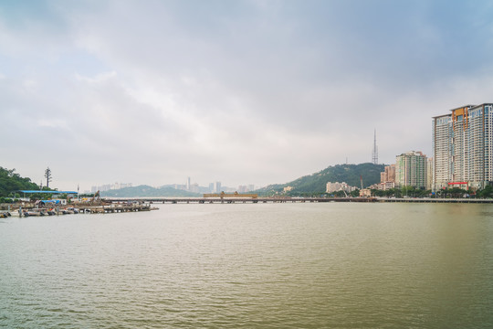 珠海和澳门的城市建筑天际线风光