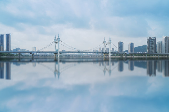 珠海白石大桥和城市建筑天际线