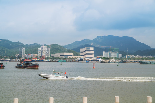 珠海和澳门的城市建筑海岸线风光