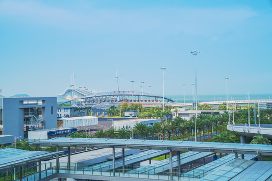 珠海港珠澳大桥海关建筑和风光