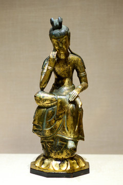 铜鎏金菩萨半跏像