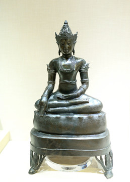 泰国青铜佛坐像