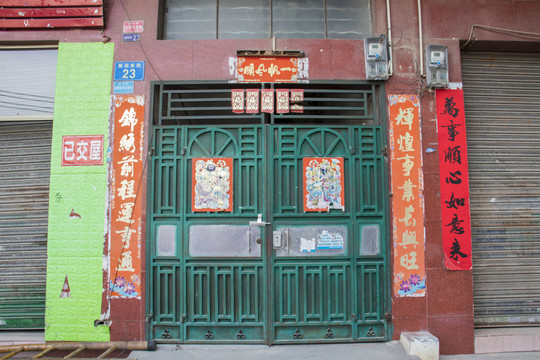 大门