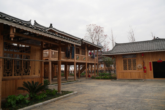 木屋村