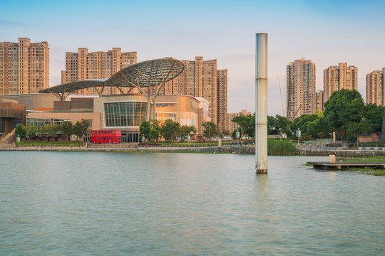 无锡蠡湖风光和城市建筑天际线