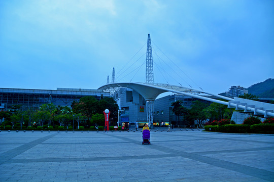 厦门文化体育中心广场