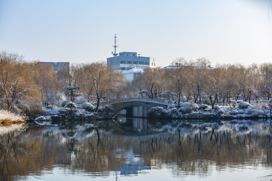 雪后明湖