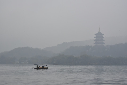 杭州西湖雷峰塔