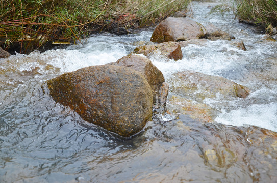 小河淌水