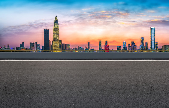 沥青路面和建筑景观夜景