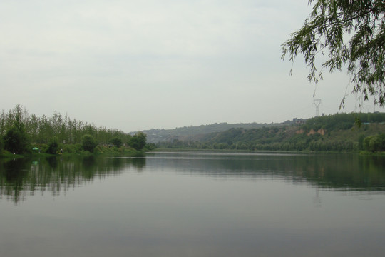 雁鸣湖