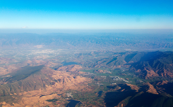 远山高山