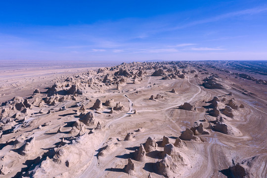 雅丹地貌全景