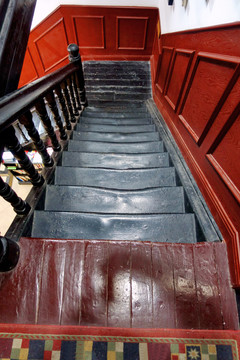老式木楼梯