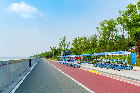 杭州滨江最美跑道塑胶跑道