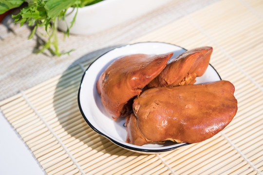 麻辣烫火锅配菜鸡肝